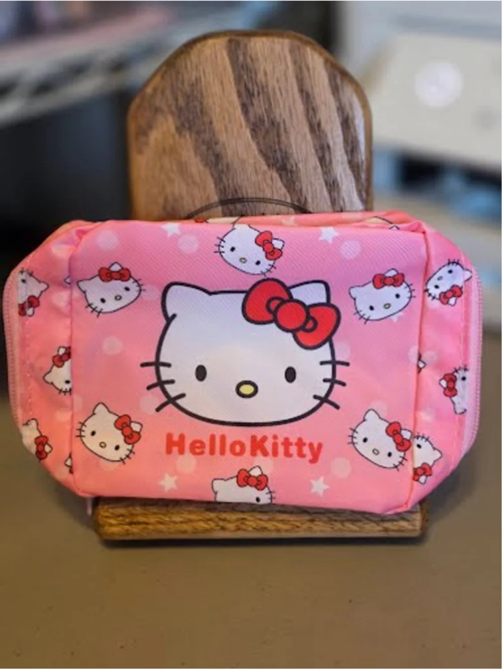 #HK-2424 Hello Kitty Nylon Zippered Accessory / Toiletry Pouch